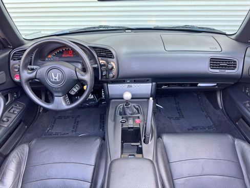 Used 2006 Honda S2000 image 11