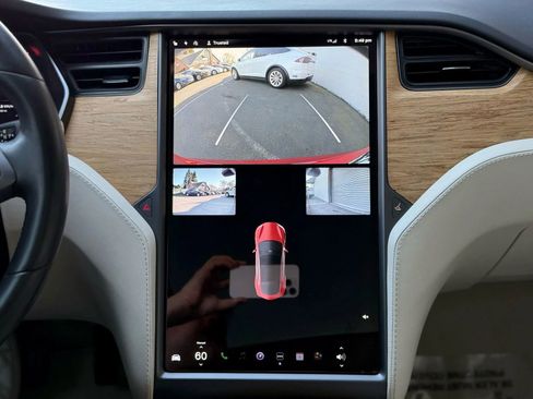 Used 2018 Tesla Model S 100D image 18