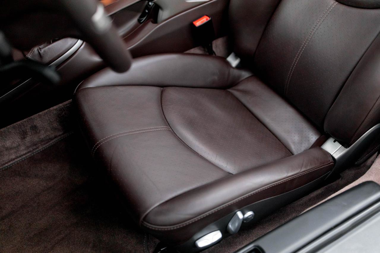Used 2010 Porsche 911 Turbo AWD/4WD image 47