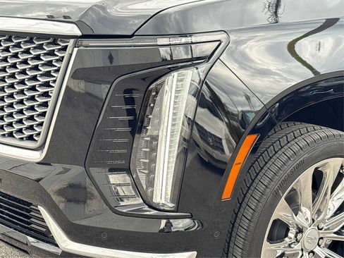 New 2026 Cadillac Escalade Luxury w/ LPO, Radiant Package AWD/4WD image 14