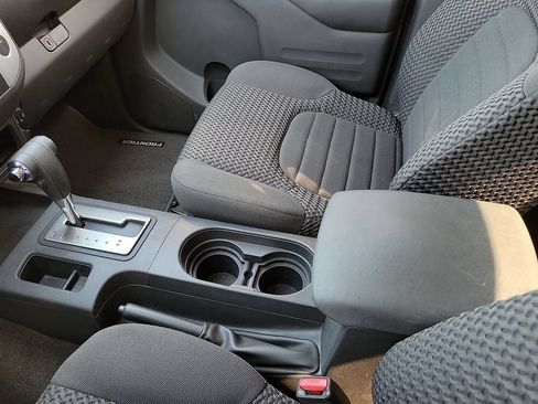 Used 2017 Nissan Frontier SV RWD image 24