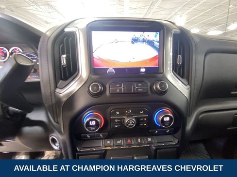 Used 2021 Chevrolet Silverado 1500 LT AWD/4WD image 19