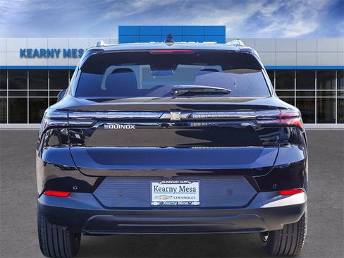 New 2026 Chevrolet Equinox EV LT image 5