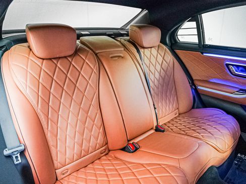 Certified 2023 Mercedes-Benz S 500 4MATIC image 11