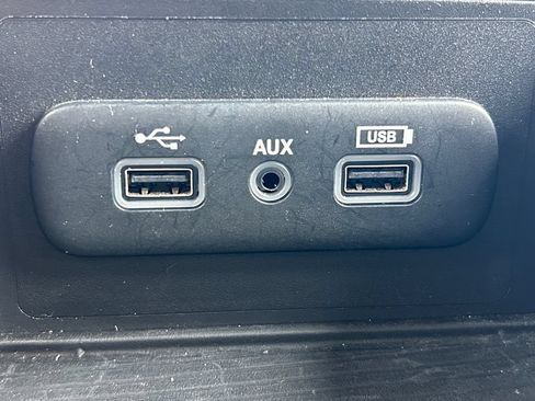 Used 2024 RAM 1500 Warlock AWD/4WD image 24