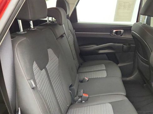 Used 2025 Kia Sorento LX FWD image 20
