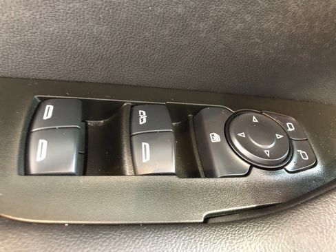 Certified 2025 Chevrolet Blazer LT w/ Convenience Package image 36