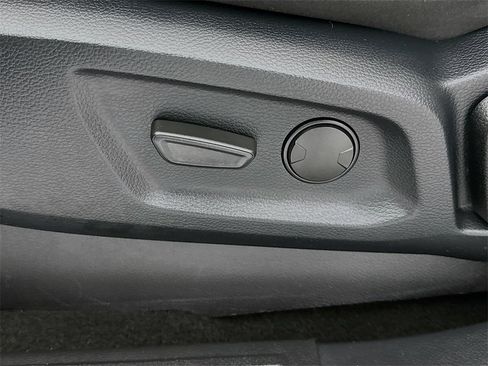 Used 2020 Ford Ranger Lariat w/ Equipment Group 501A Mid image 20