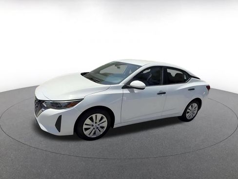 Used 2025 Nissan Sentra S FWD image 7