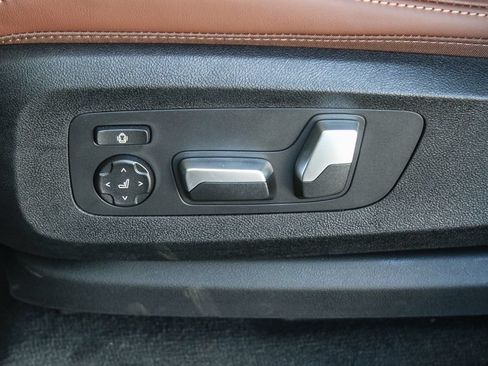 New 2026 BMW X5 sDrive40i w/ M Sport Package RWD image 17