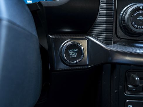 Used 2025 Ford F150 Raptor image 27