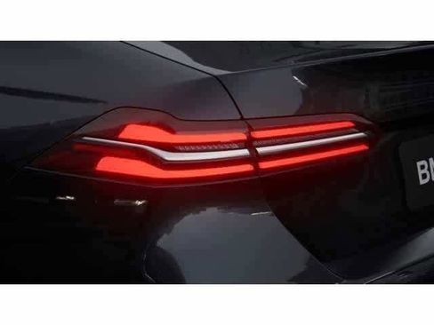 Used 2026 BMW 530i image 8