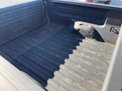 Used 2021 Chevrolet Colorado LT w/ Redline Special Edition image 9