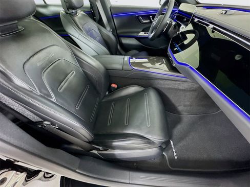 New 2026 Mercedes-Benz E 53 AMG e 4MATIC Sedan image 31