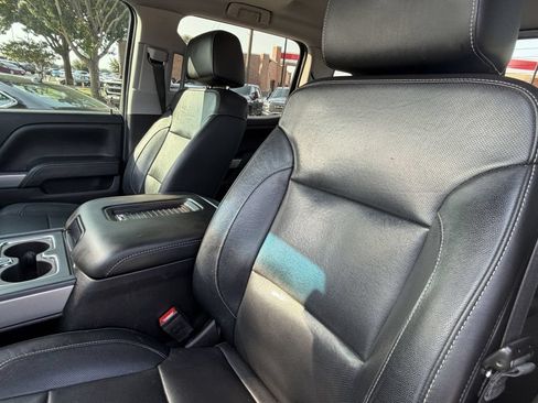 Used 2018 Chevrolet Silverado 1500 LTZ Z71 w/ LTZ Plus Package AWD/4WD image 26