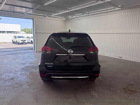Used 2020 Nissan Rogue S FWD image 6