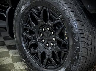 New 2025 GMC Hummer EV 2X w/ LPO, Sport Package video 3