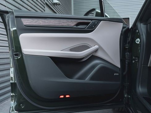 New 2025 Porsche Macan Turbo Electric image 29