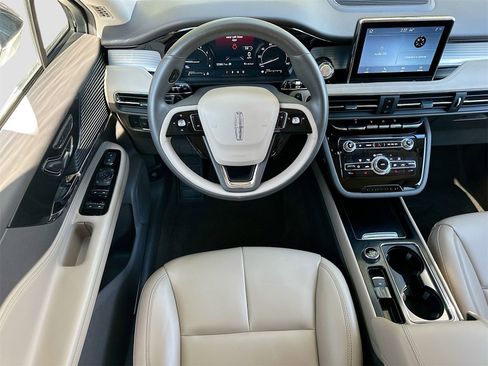 Used 2021 Lincoln Corsair FWD image 21