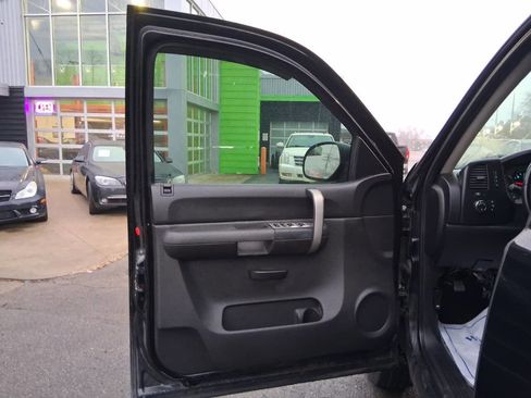 Used 2007 Chevrolet Silverado 1500 LT w/ 1LT Convenience Package image 13