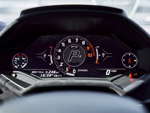 Used 2024 Lamborghini Huracan Sterrato image 63