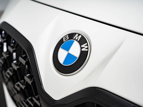 New 2026 BMW 430i xDrive w/ M Sport Package AWD/4WD image 3