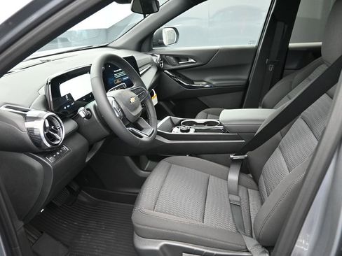 New 2026 Chevrolet Equinox LT w/ LPO, Floor Liner Package image 12