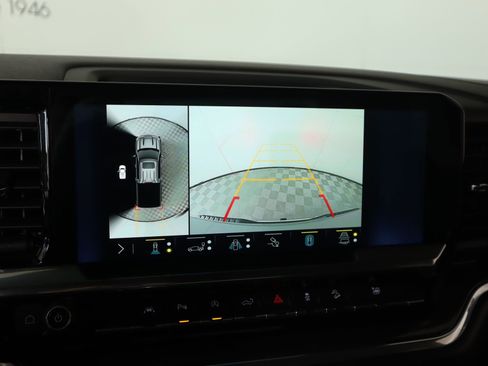 Used 2023 Chevrolet Silverado 1500 LTZ image 6