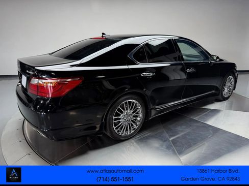 Used 2011 Lexus LS 460 w/ Sport Pkg RWD image 2