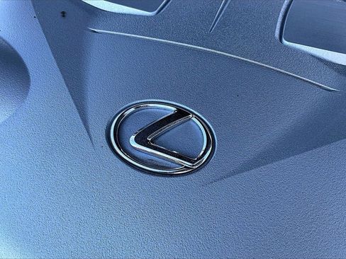 Used 2023 Lexus GX 460 Premium w/ Premium Package image 34