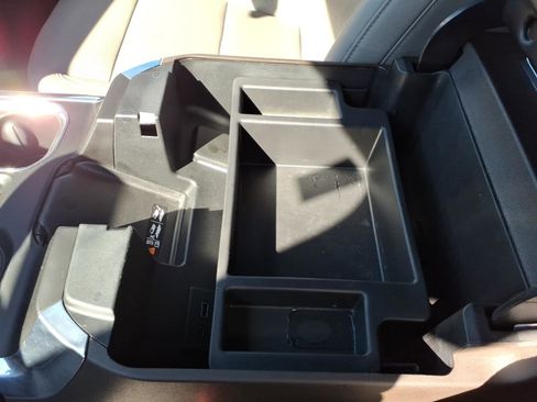 Used 2023 GMC Sierra 1500 SLT w/ SLT Premium Plus Package image 17