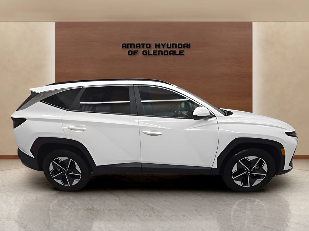 Used 2025 Hyundai Tucson SEL AWD/4WD image 7