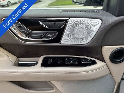 Used 2022 Lincoln Navigator L Reserve image 22