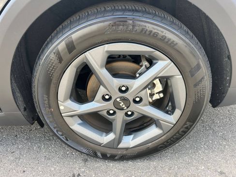 Used 2025 Kia K4 FWD image 30