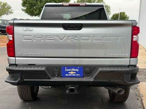 New 2026 Chevrolet Silverado 2500 Custom w/ Custom Value Package AWD/4WD image 15