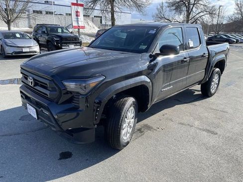 New 2026 Toyota Tacoma SR5 image 3