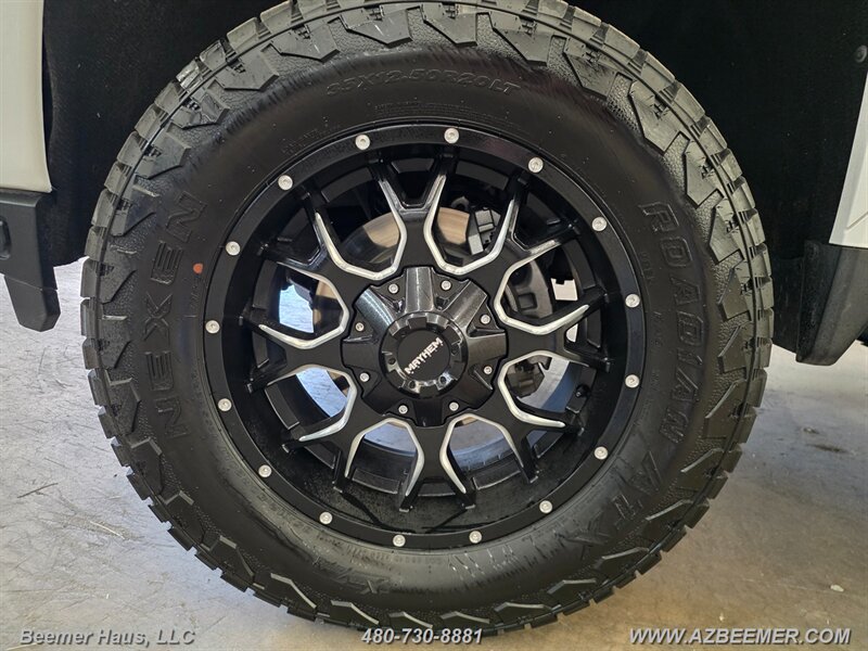 Used 2022 GMC Sierra 2500 Denali w/ Denali Ultimate Package AWD/4WD image 17