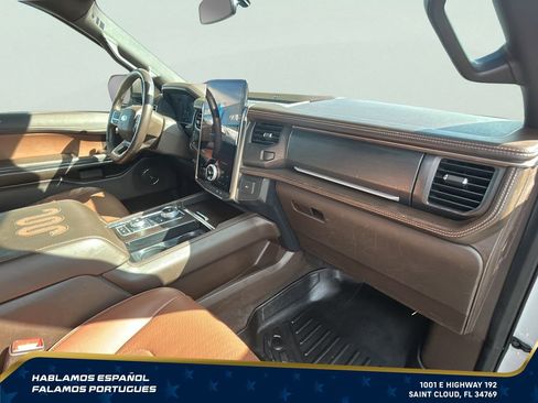 Used 2022 Ford Expedition Max King Ranch AWD/4WD image 38