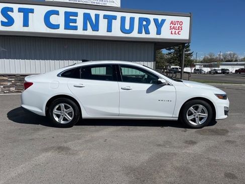 Used 2025 Chevrolet Malibu LS FWD image 16