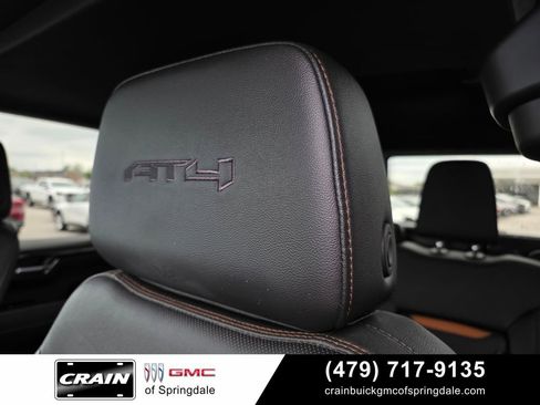Used 2024 GMC Sierra 1500 AT4 w/ Technology Package AWD/4WD image 22