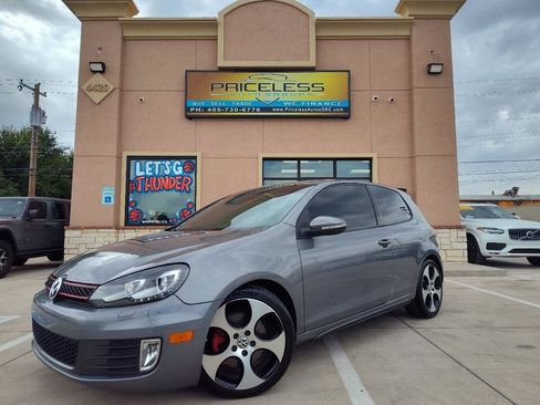 Used 2012 Volkswagen Golf 2-Door FWD image 1