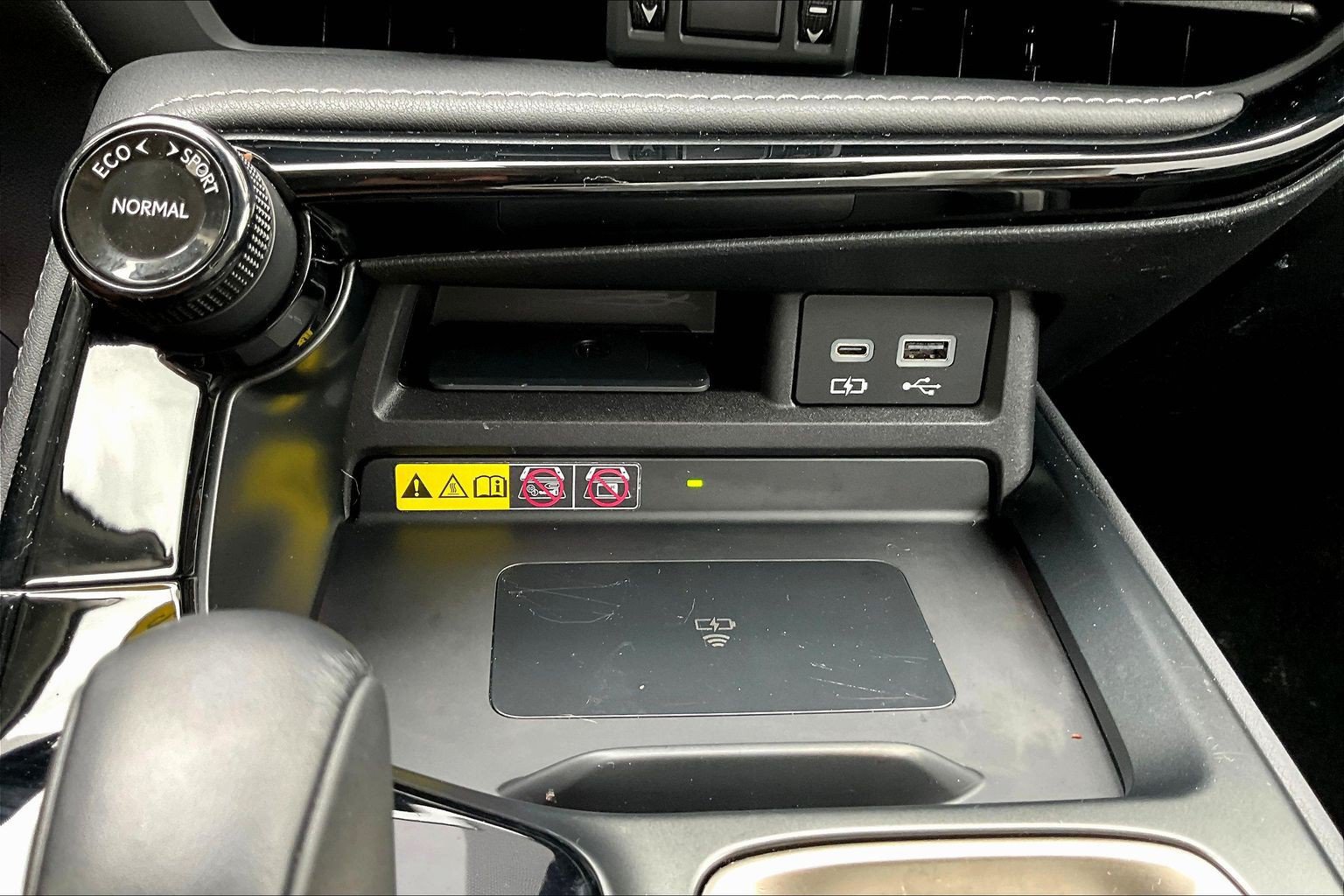 Used 2024 Lexus NX 350h AWD image 13
