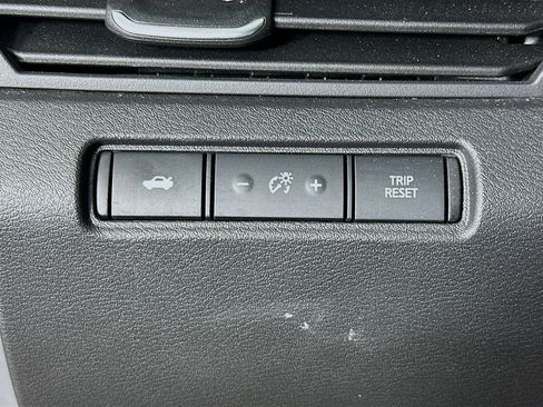 Used 2025 Nissan Altima 2.5 S image 17