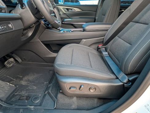New 2026 Chevrolet Traverse LT w/ Driver Confidence Package FWD image 10
