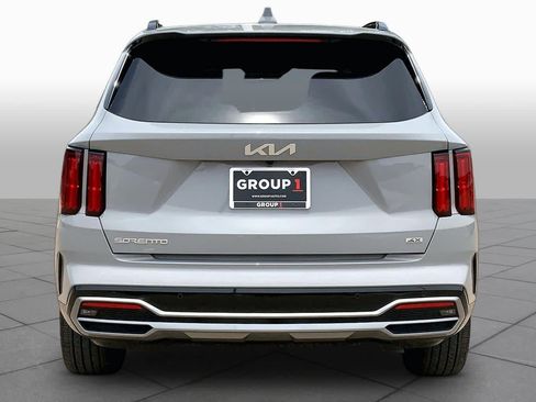 Certified 2023 Kia Sorento SX AWD/4WD image 5