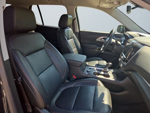 Used 2019 Chevrolet Traverse LT AWD/4WD image 17