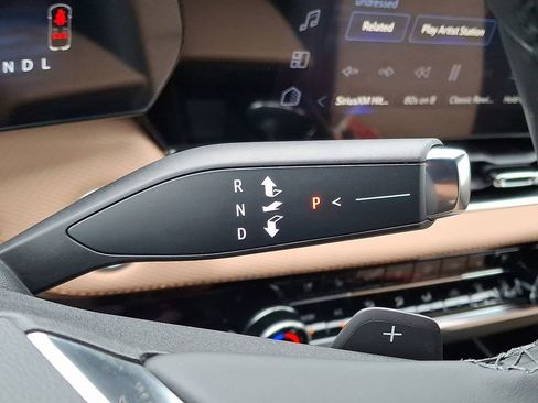 New 2026 Chevrolet Equinox ACTIV w/ Convenience Package III image 37