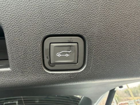 New 2026 Chevrolet Traverse LT w/ Driver Confidence Package image 37