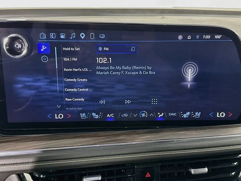 Used 2025 Chevrolet Tahoe Premier AWD/4WD image 16