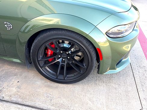 Used 2022 Dodge Charger SRT Hellcat image 6